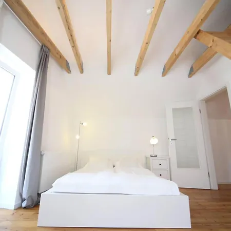 Hofhaus Land-idylle In Der Stadt Nyaraló