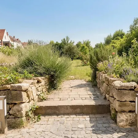 Hofhaus Land-idylle In Der Stadt Nyaraló