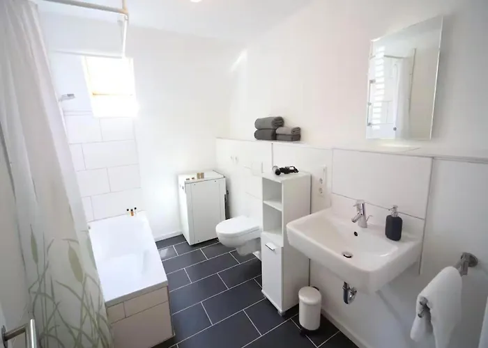 Hofhaus Land-idylle In Der Stadt בית נופש *